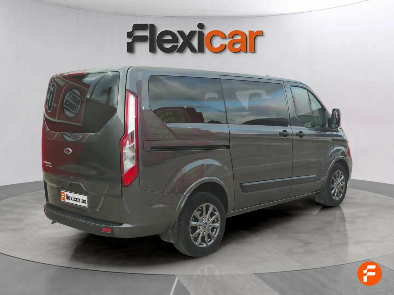 Foto Ford Tourneo Custom 9