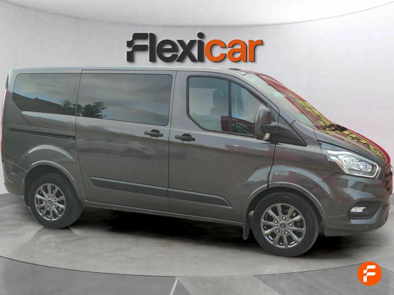 Foto Ford Tourneo Custom 12