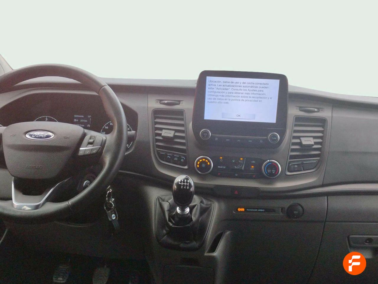 Foto Ford Tourneo Custom 14