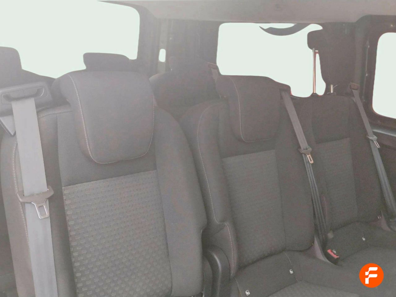 Foto Ford Tourneo Custom 20