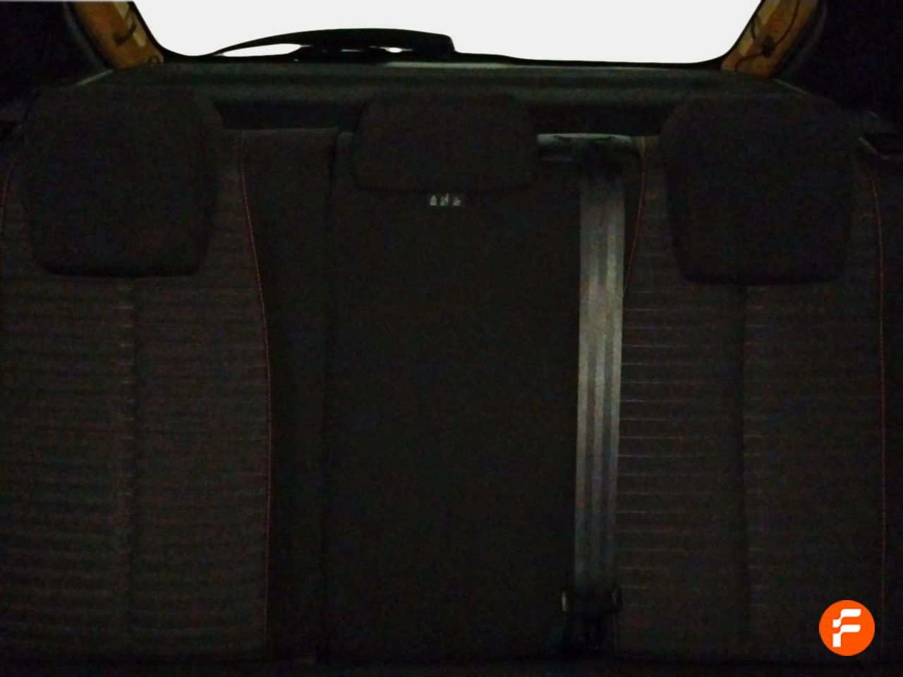 Foto Peugeot 208 12