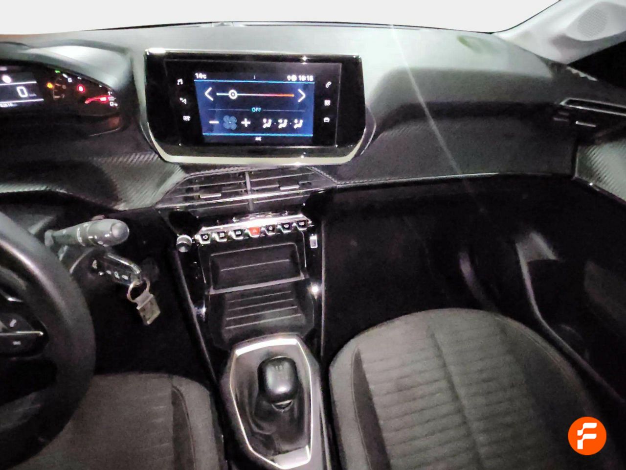 Foto Peugeot 208 20