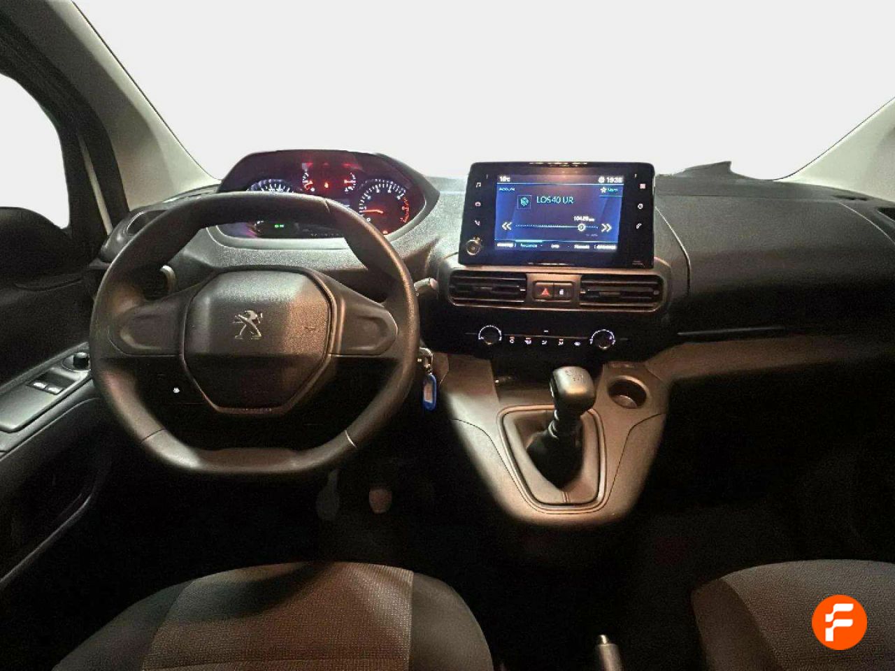 Foto Peugeot Rifter 10