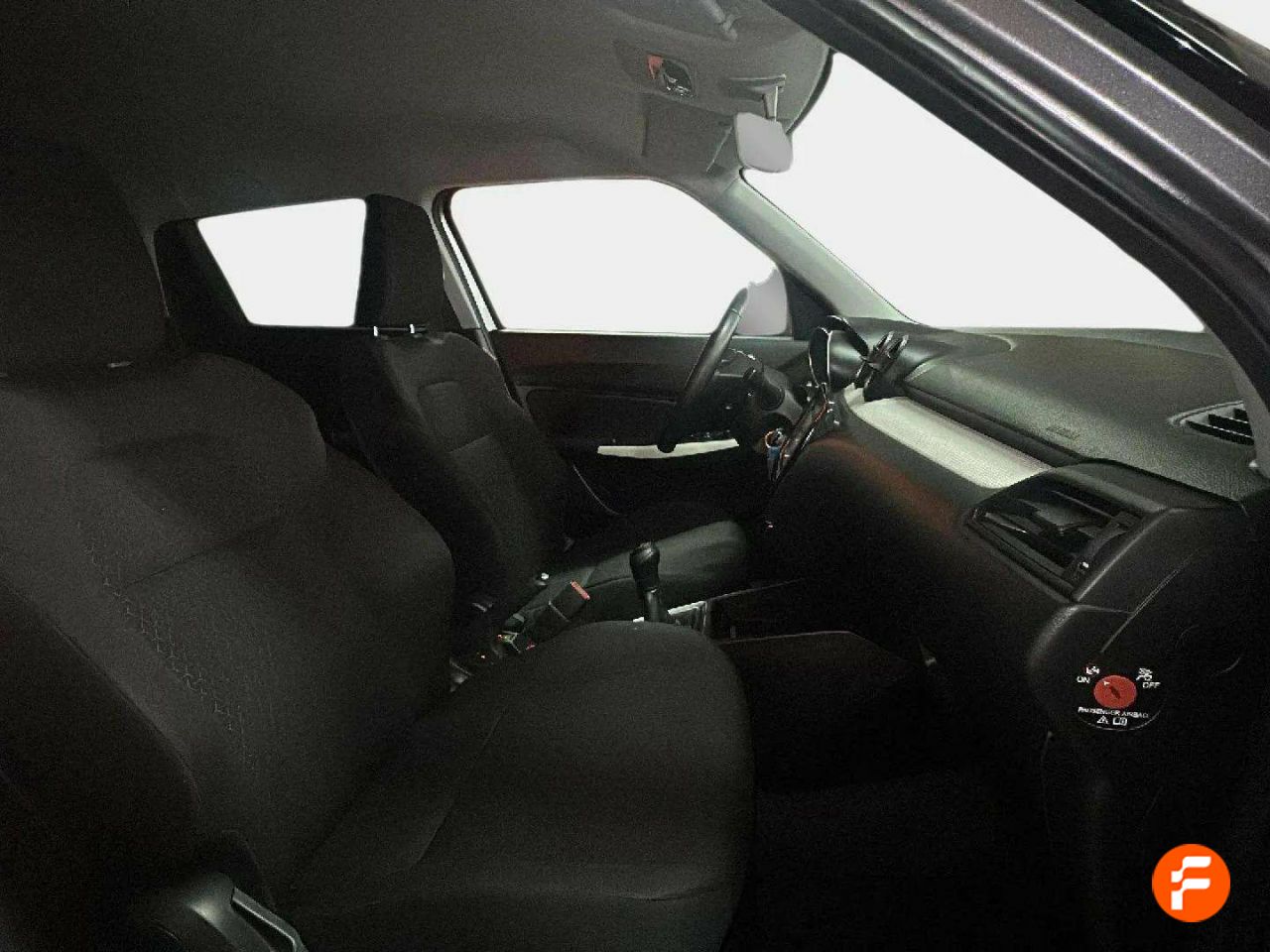Foto Suzuki Swift 14