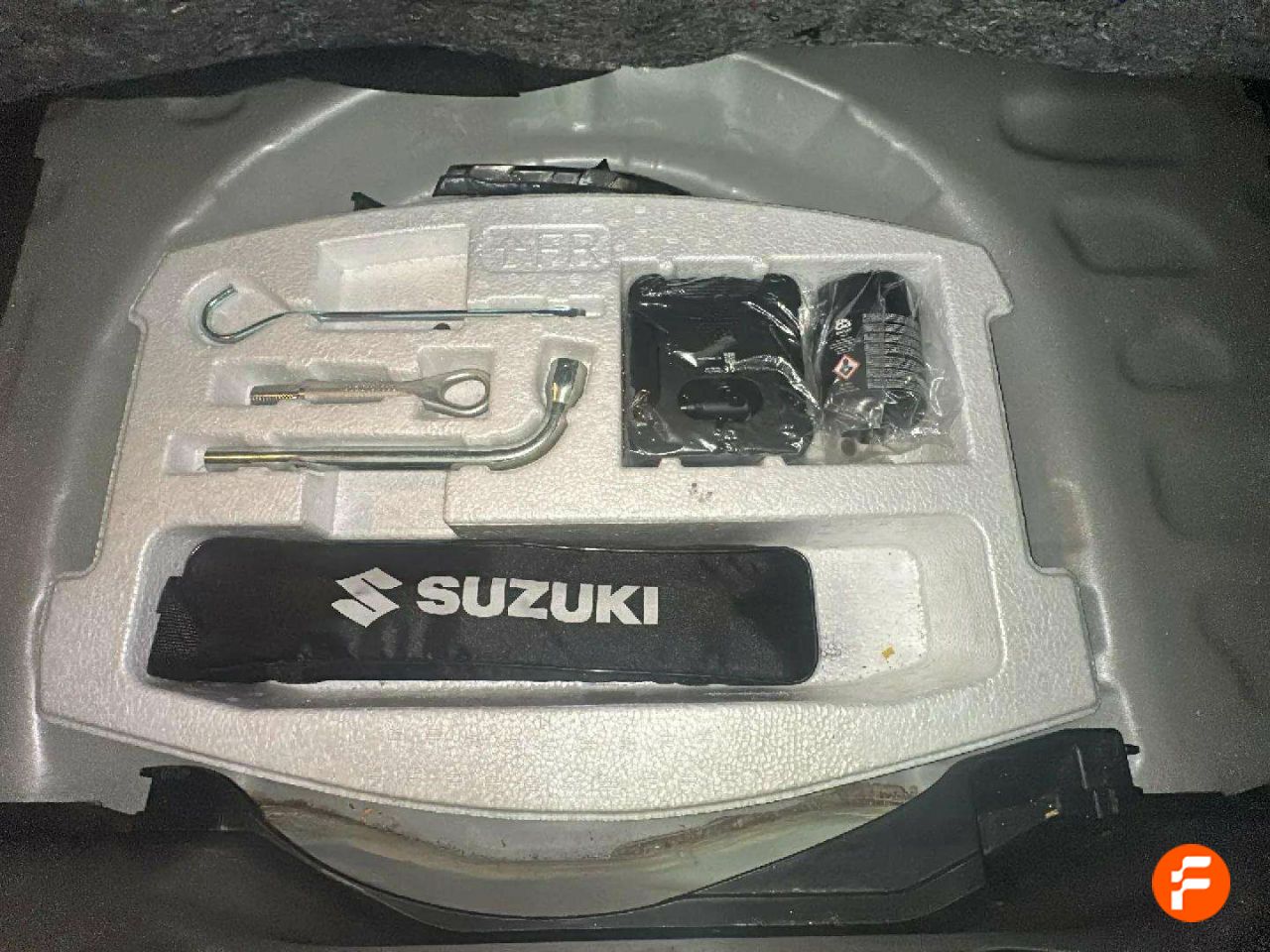 Foto Suzuki Swift 19