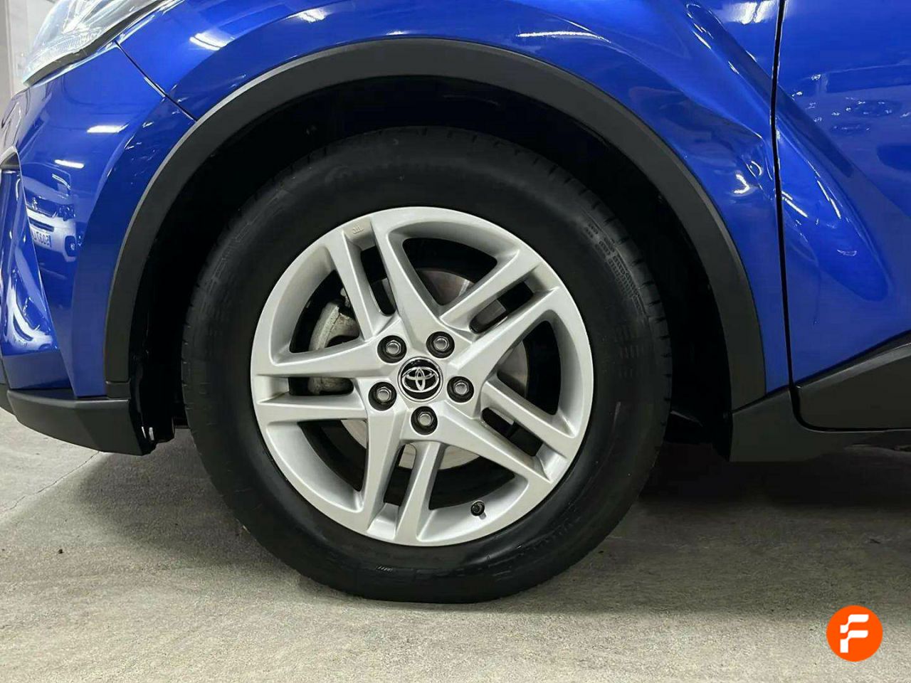 Foto Toyota C-HR 17