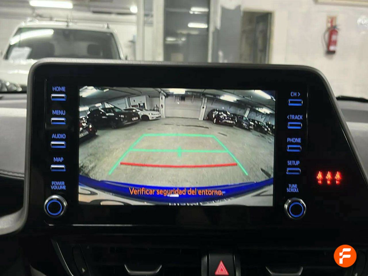Foto Toyota C-HR 18