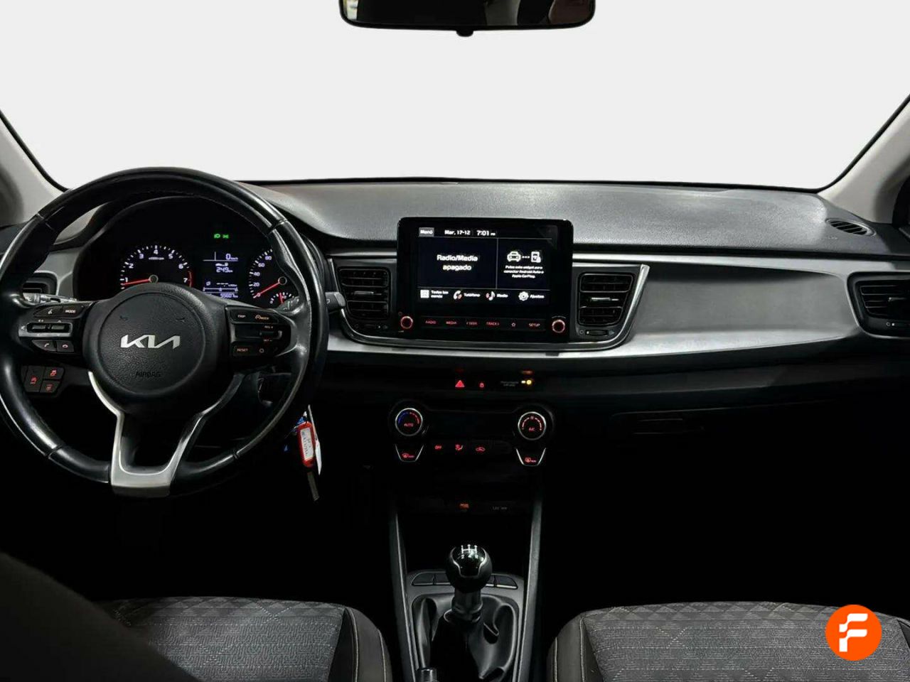 Foto Kia Rio 11