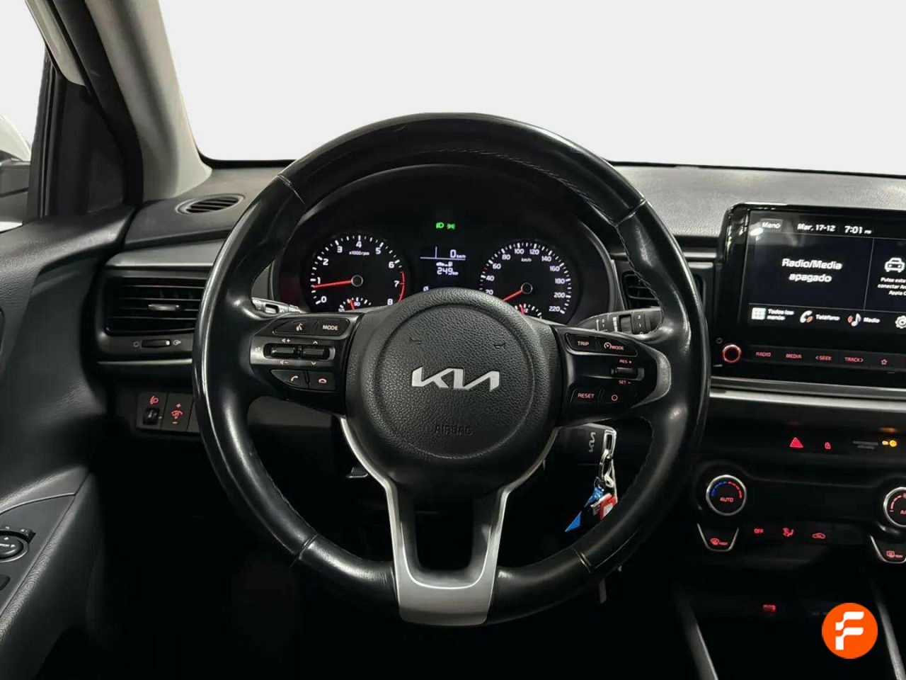 Foto Kia Rio 13