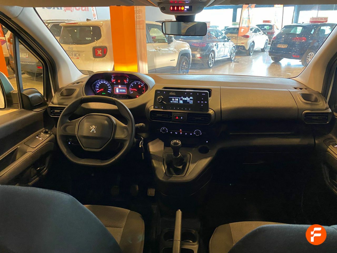 Foto Peugeot Rifter 18