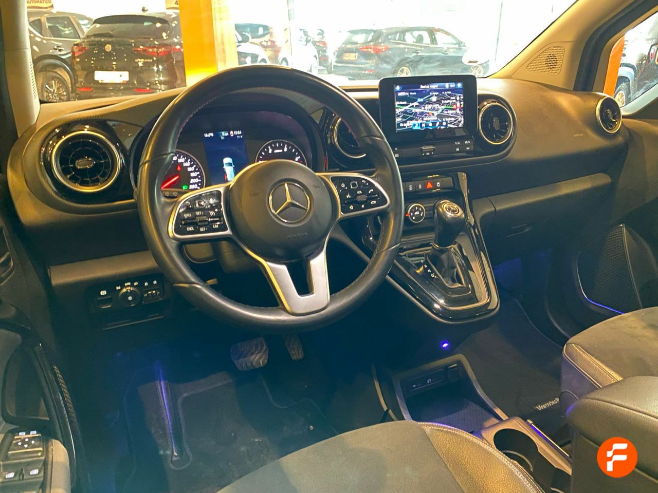 Foto Mercedes-Benz Clase T 25