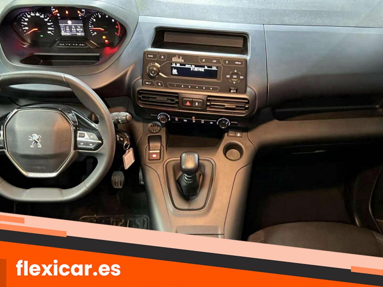 Foto Peugeot Rifter 10