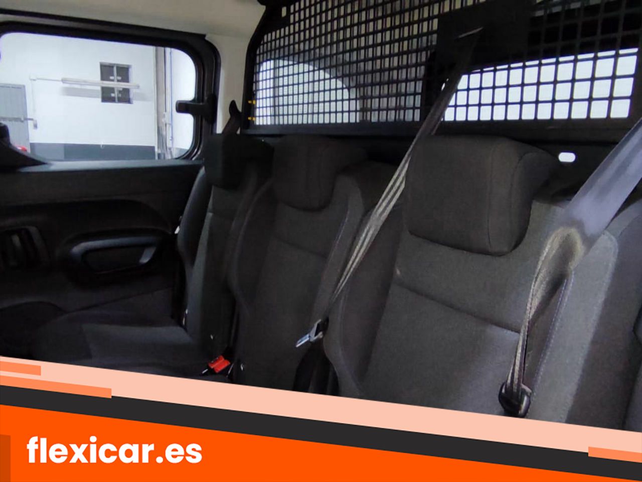 Foto Peugeot Rifter 8
