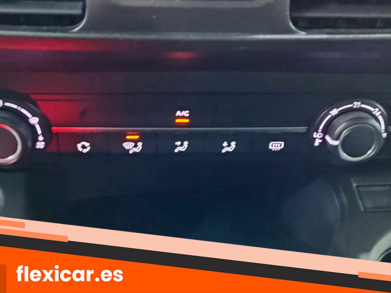 Foto Peugeot Rifter 13