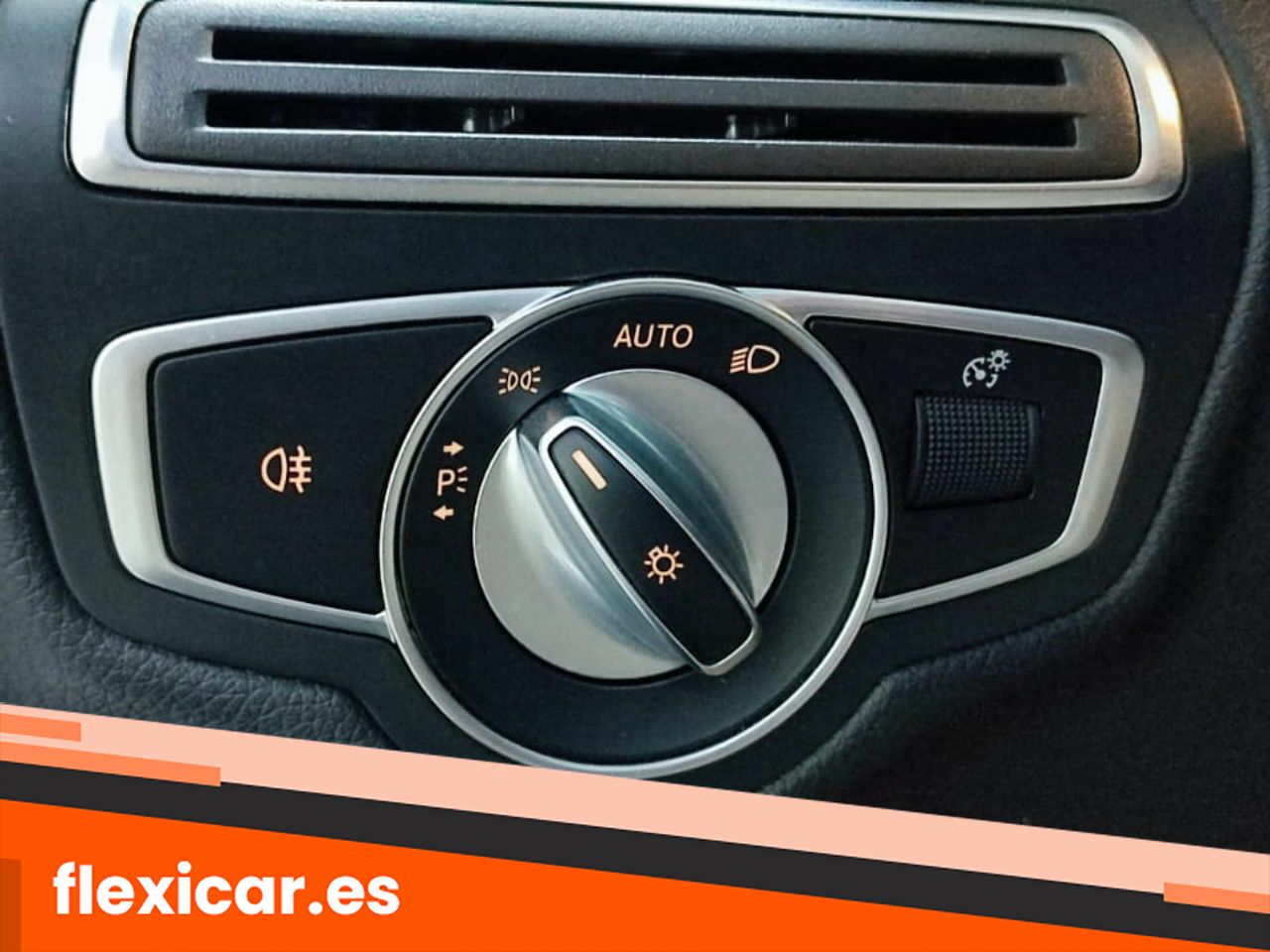 Foto Mercedes-Benz Clase C 23