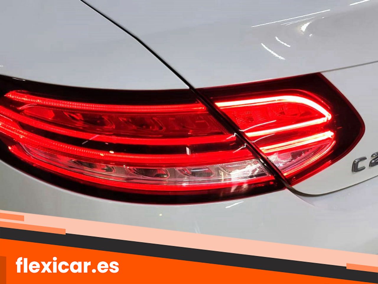 Foto Mercedes-Benz Clase C 30