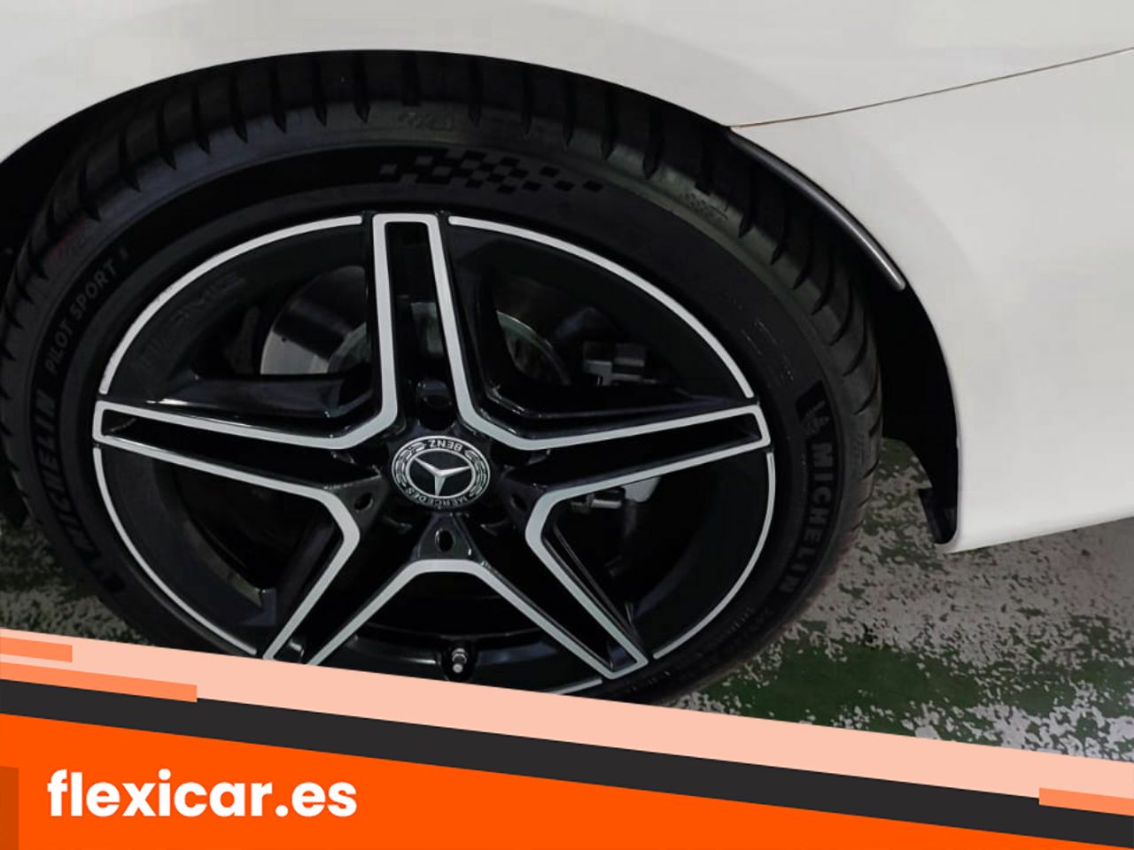 Foto Mercedes-Benz Clase C 33