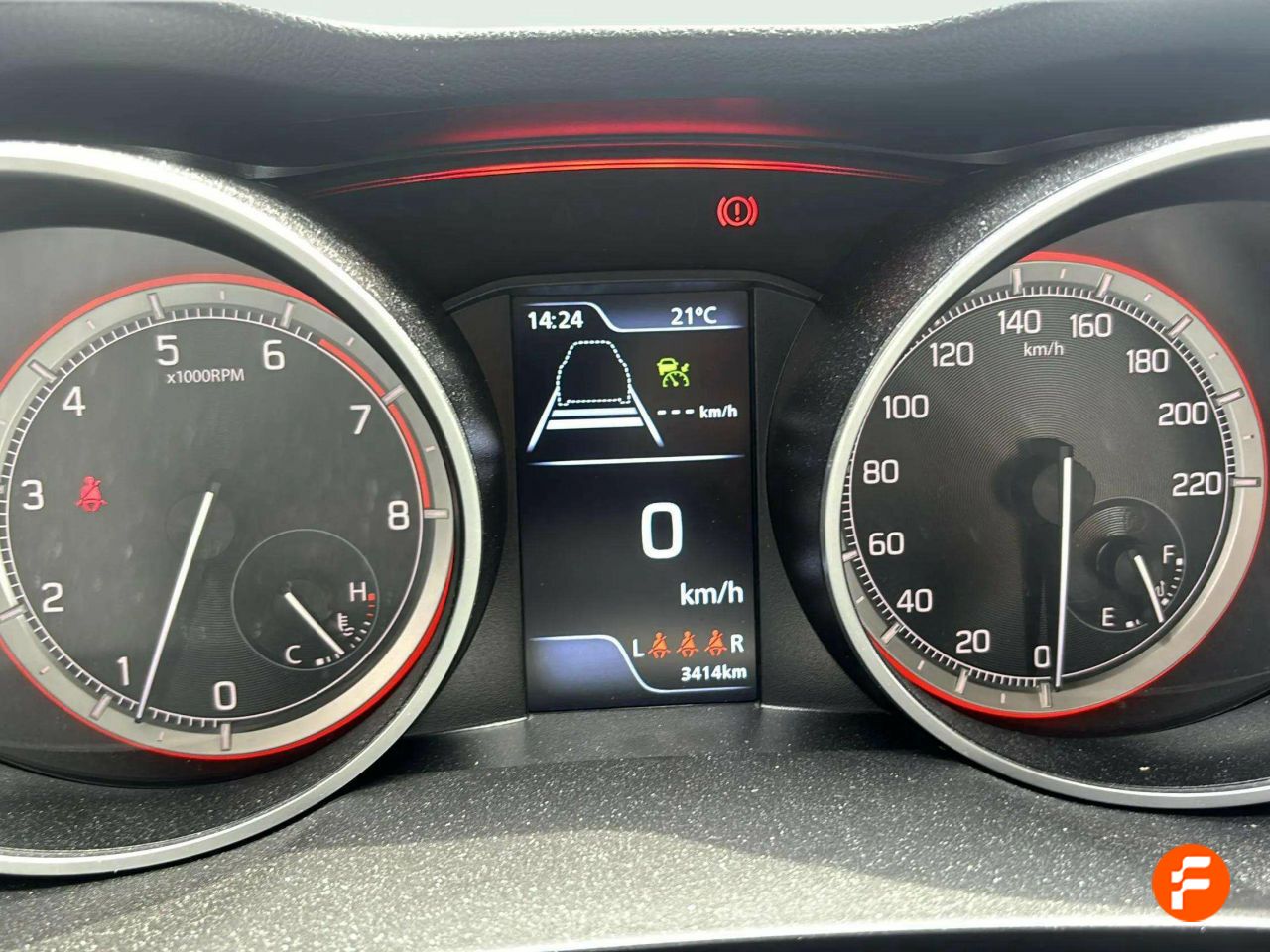 Foto Suzuki Swift 16