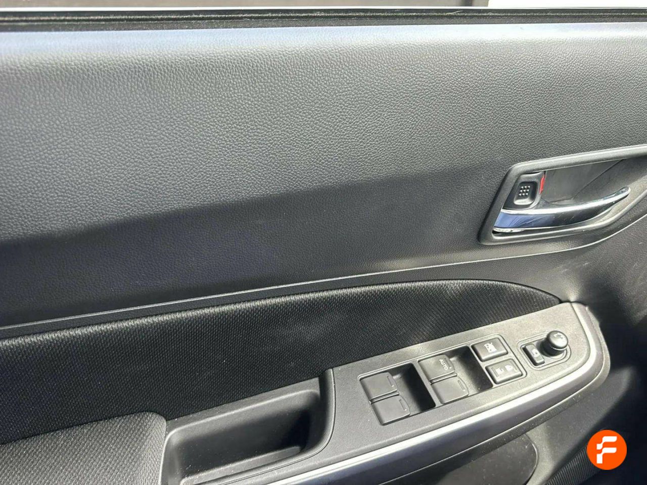 Foto Suzuki Swift 19