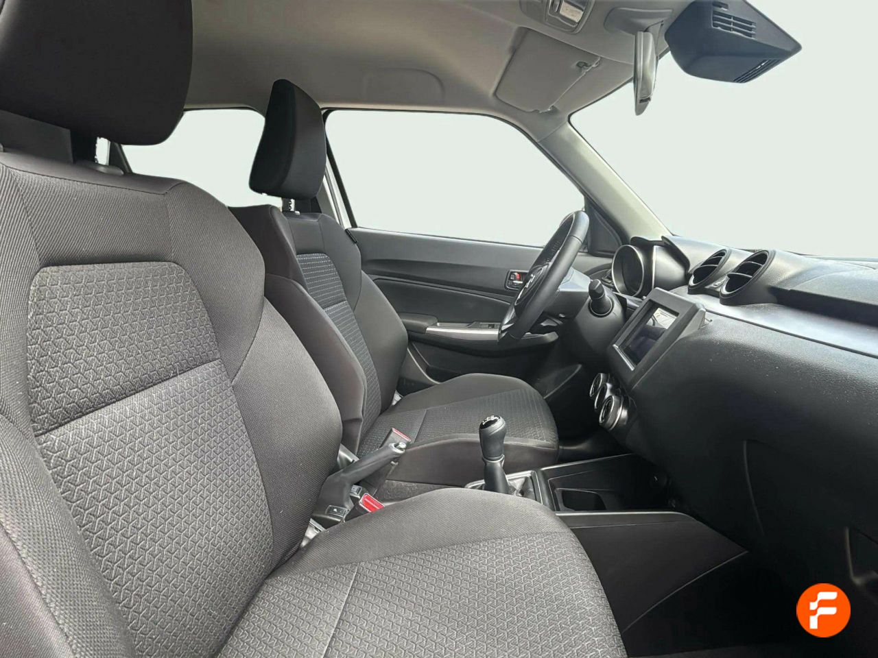 Foto Suzuki Swift 21