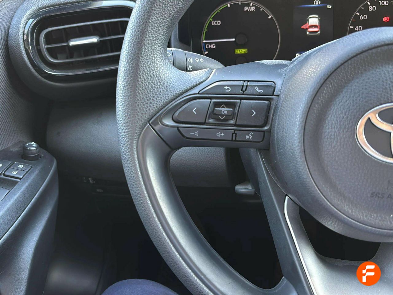 Foto Toyota Yaris 18