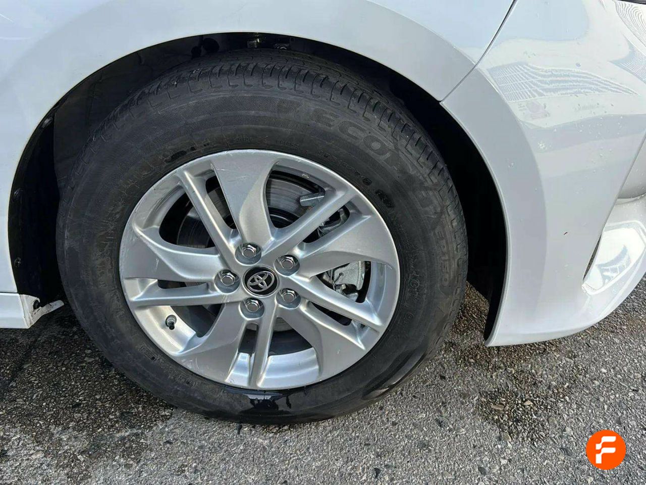 Foto Toyota Yaris 31