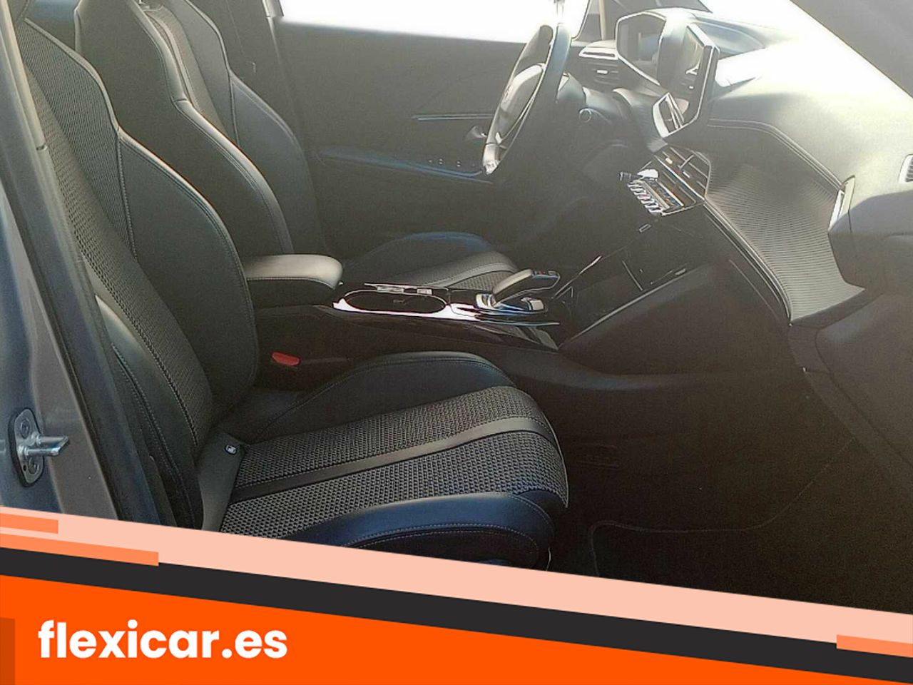 Foto Peugeot 2008 28