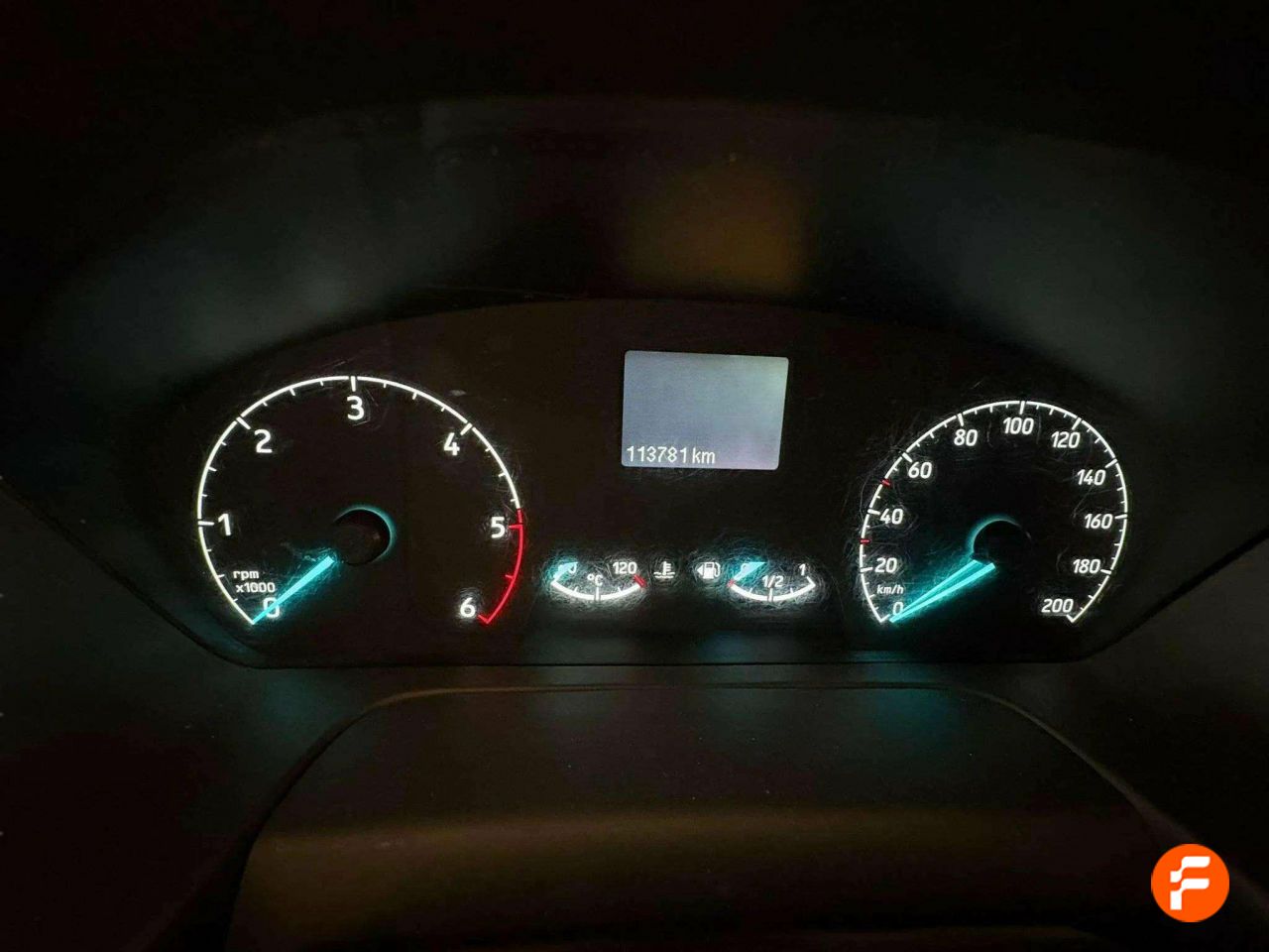 Foto Ford Tourneo Custom 11