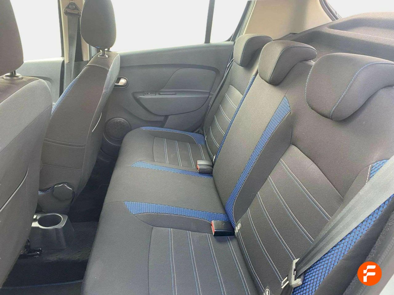 Foto Dacia Sandero 12