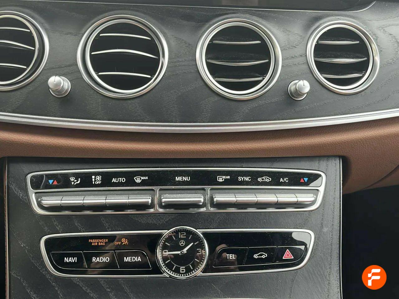 Foto Mercedes-Benz Clase E 19