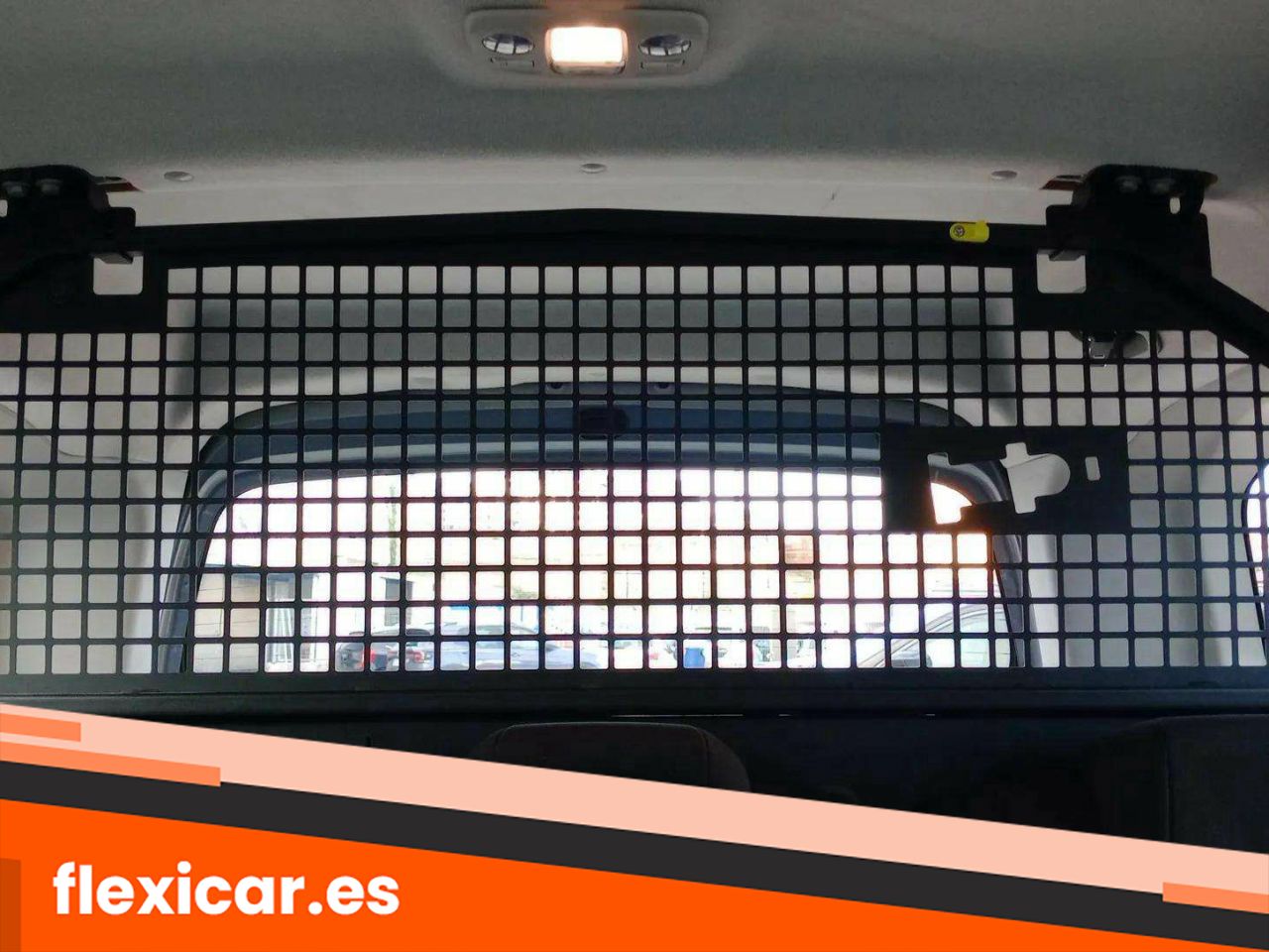 Foto Peugeot Rifter 47
