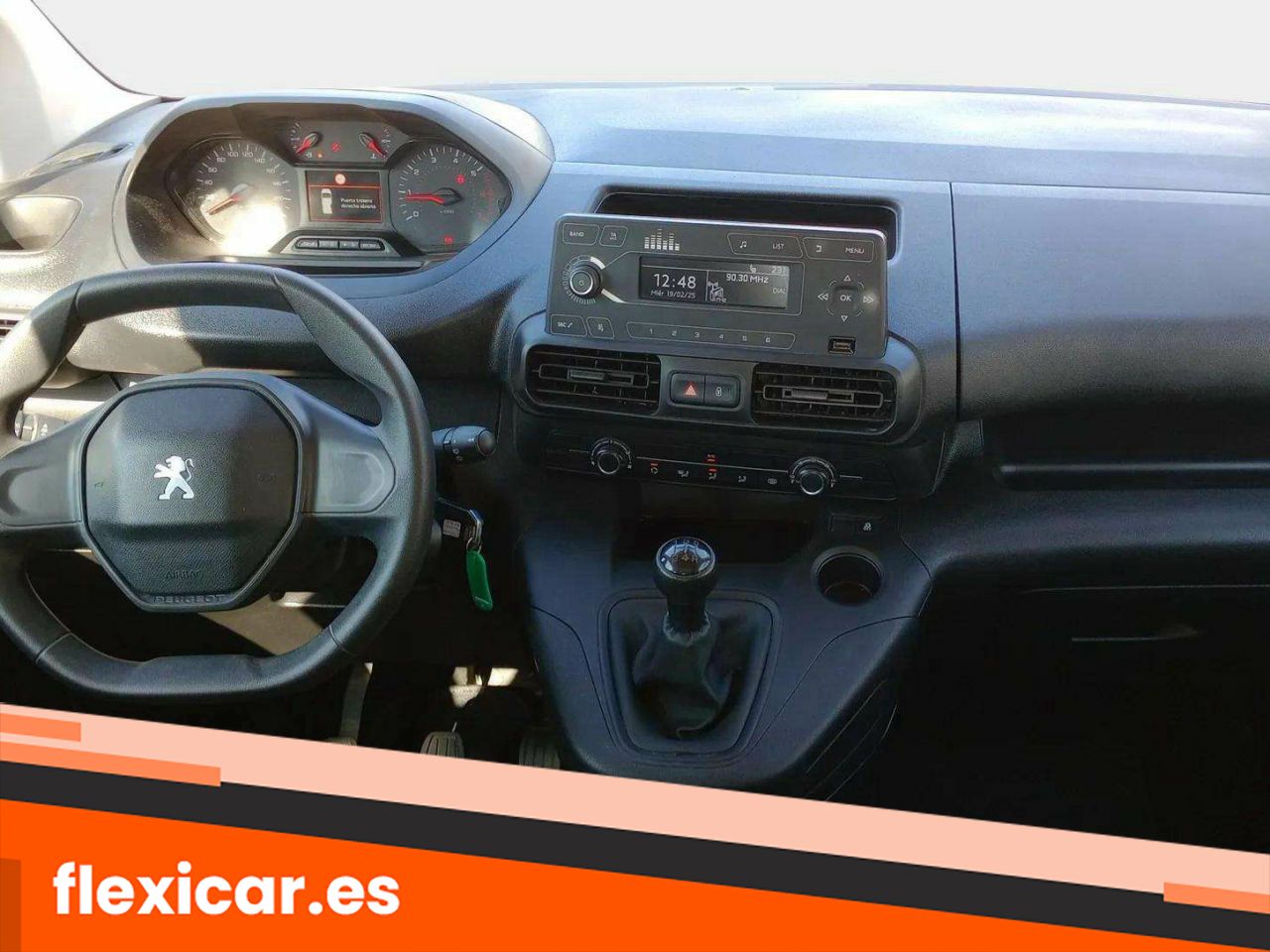 Foto Peugeot Rifter 11