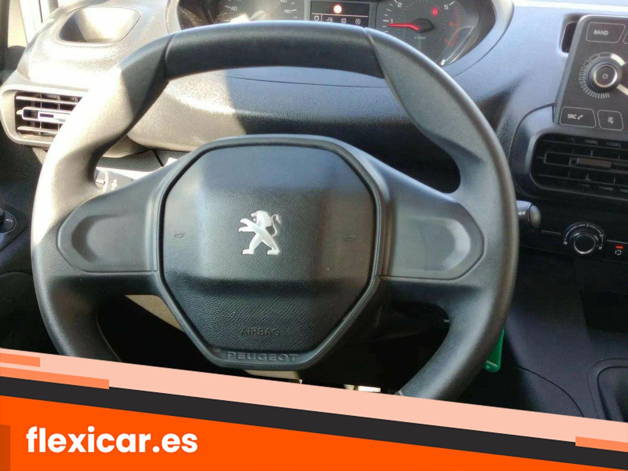 Foto Peugeot Rifter 12