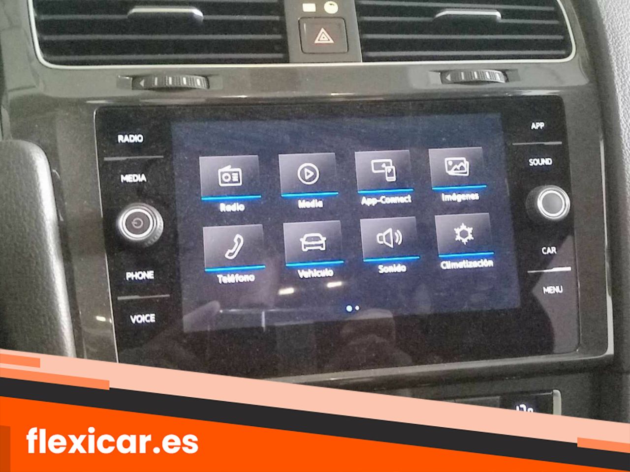 Foto Volkswagen Golf 24