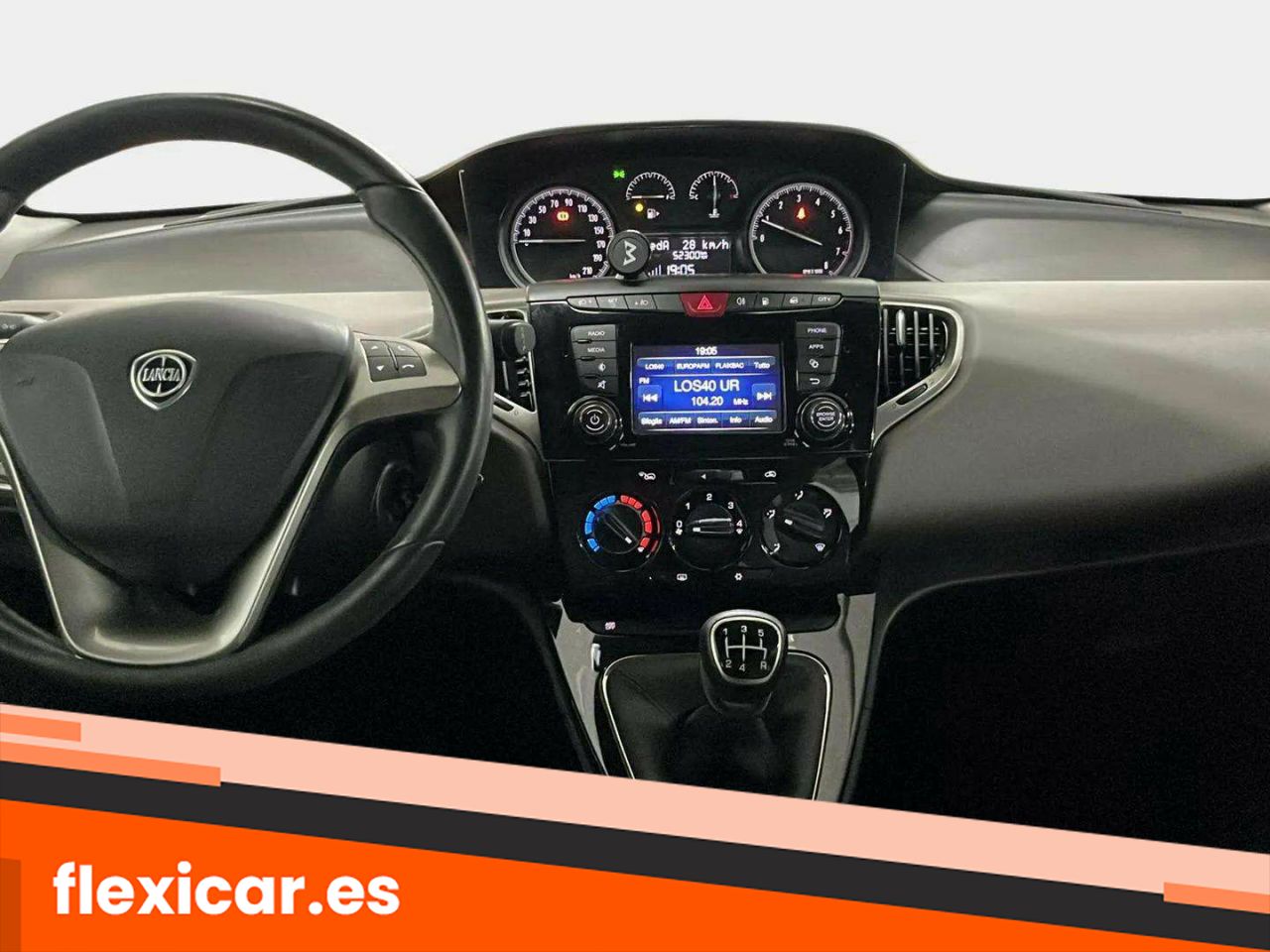 Foto Lancia Ypsilon 11