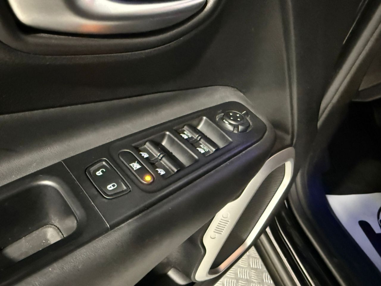 Foto Jeep Renegade 26