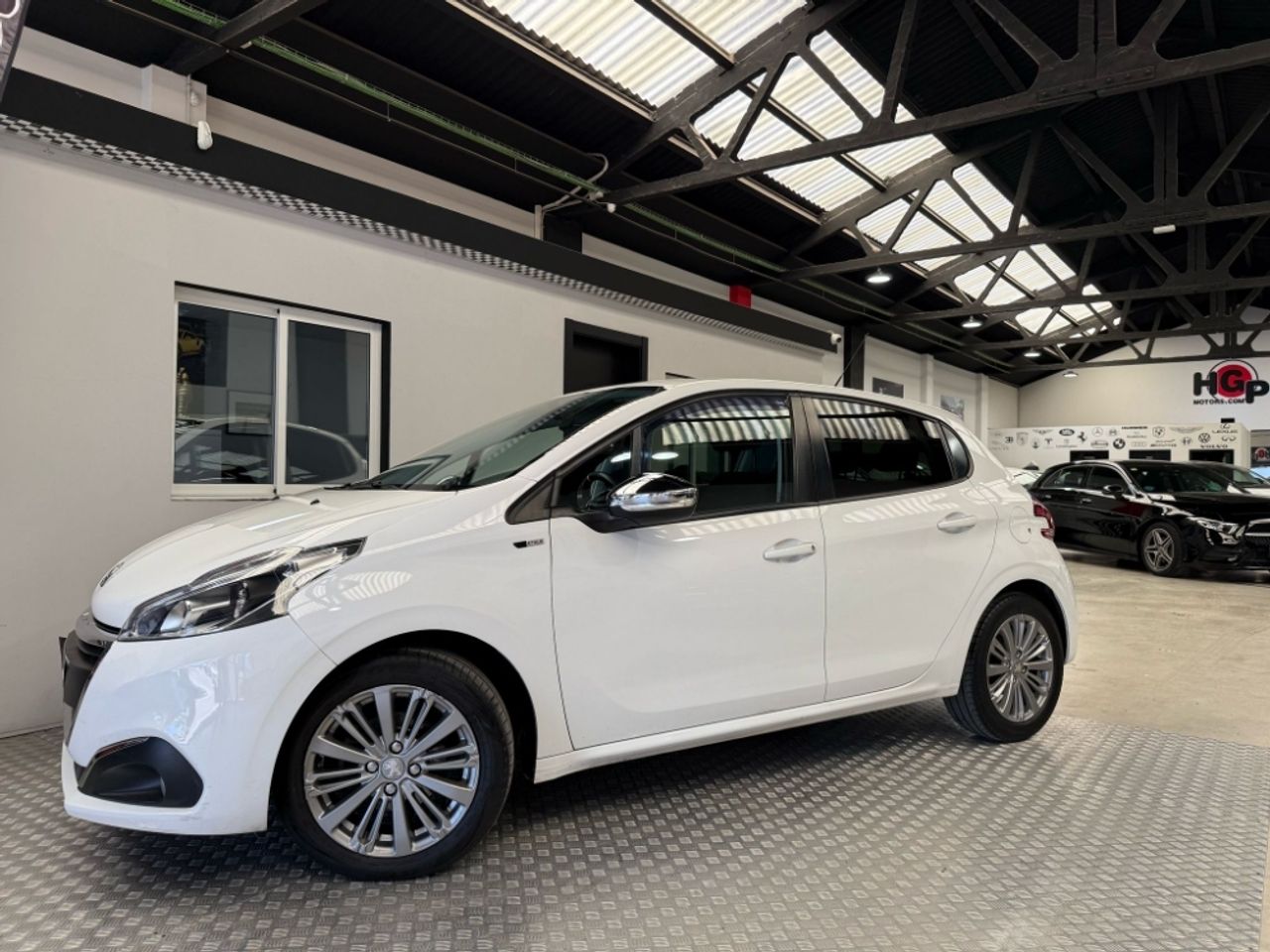 Foto Peugeot 208 4