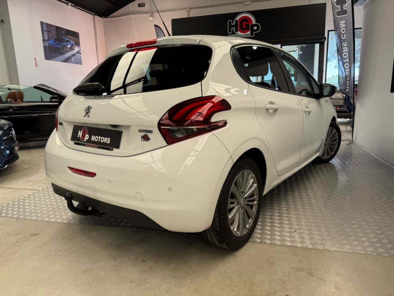 Foto Peugeot 208 8