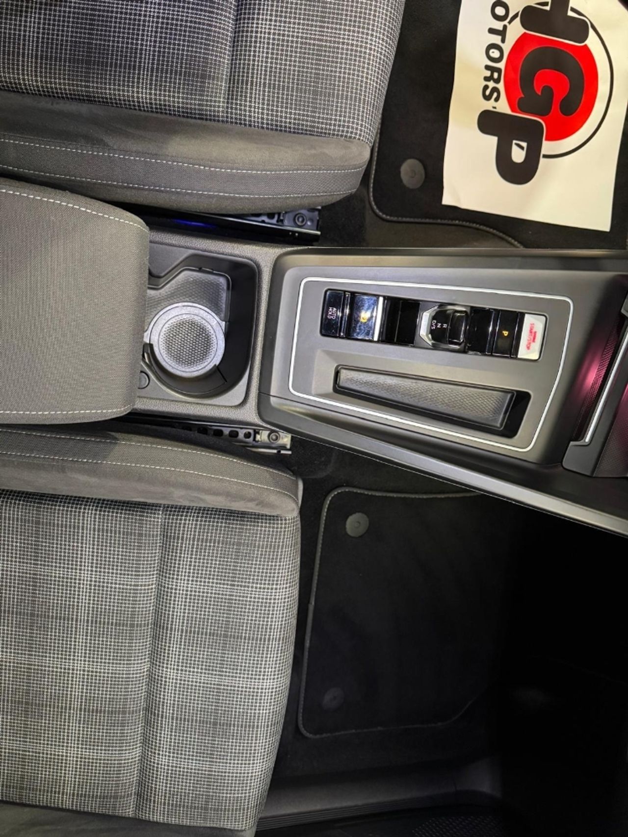 Foto Volkswagen Golf 19