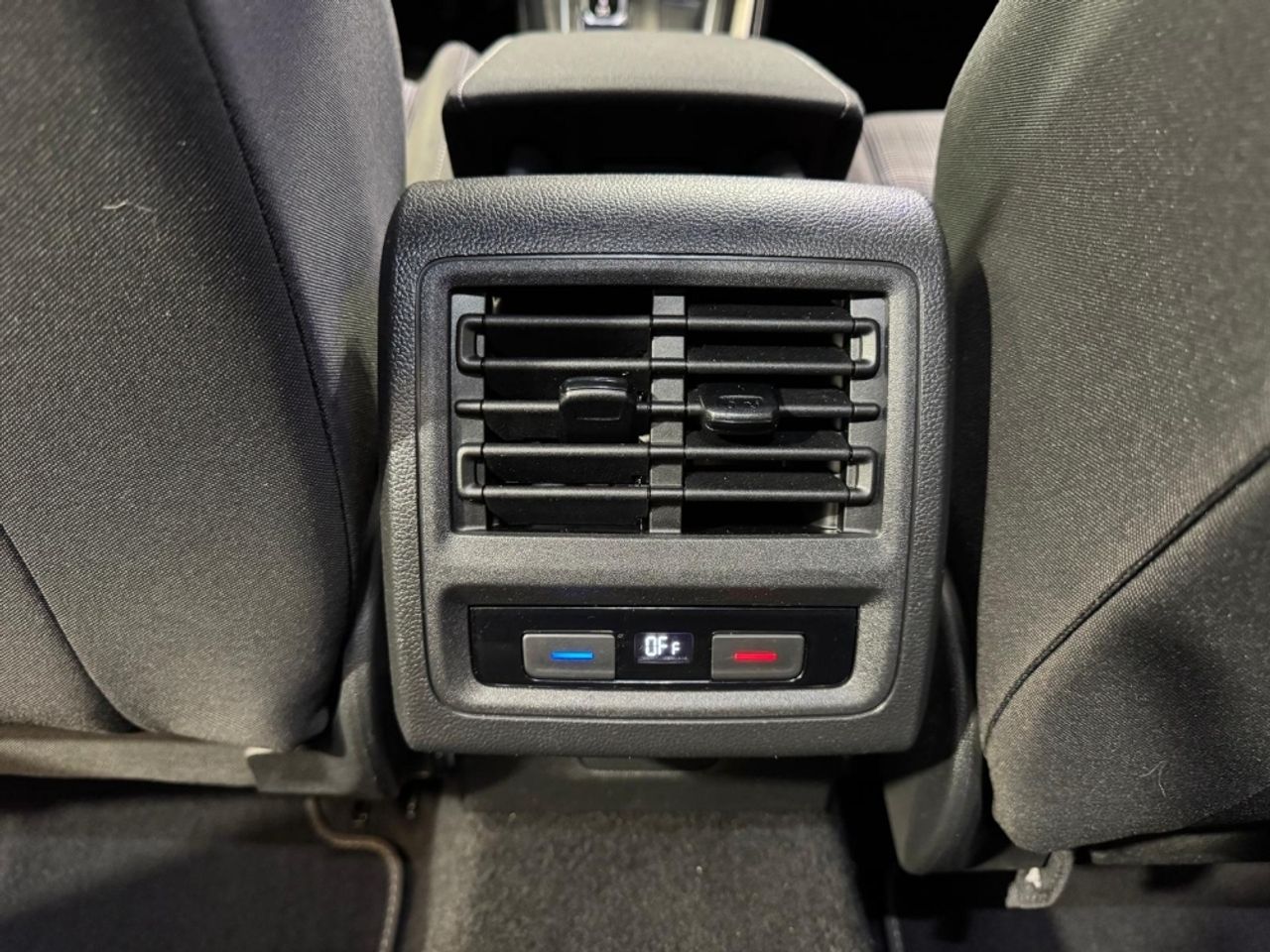Foto Volkswagen Golf 21