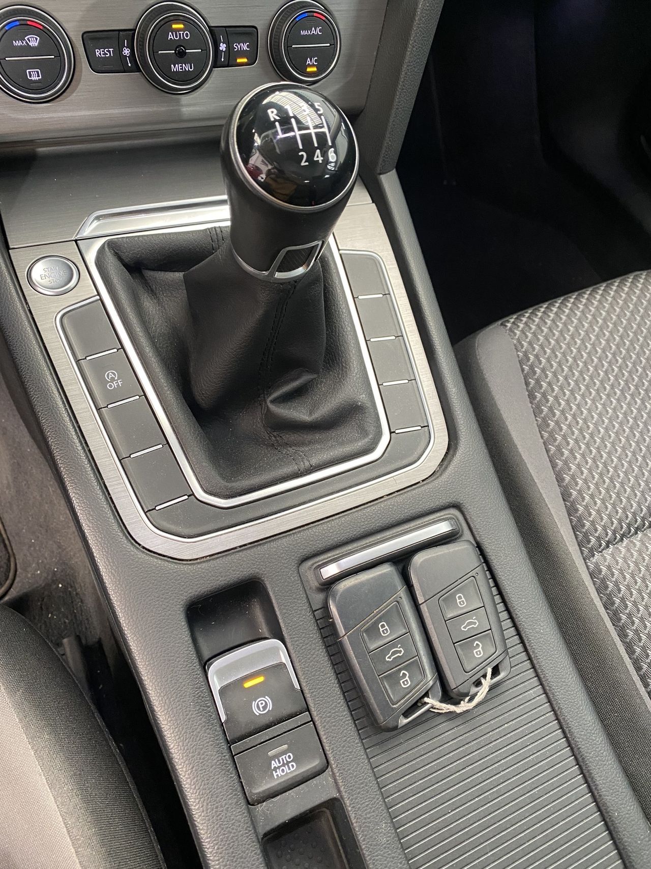 Foto Volkswagen Passat 16
