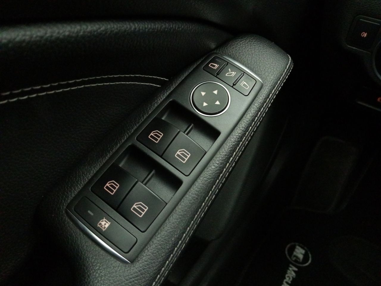 Foto Mercedes-Benz Clase CLA 18