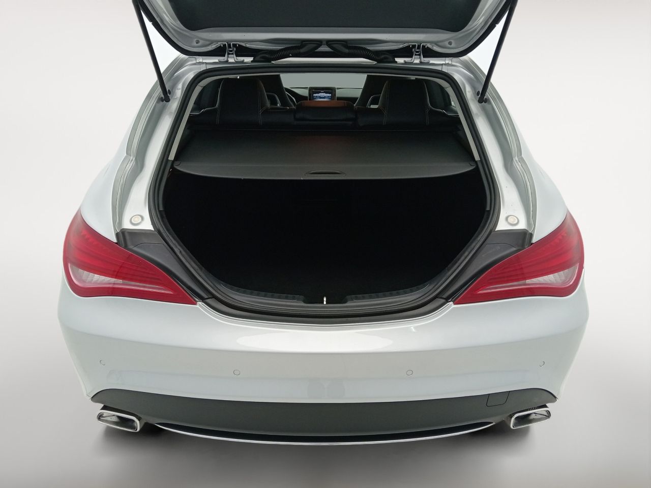 Foto Mercedes-Benz Clase CLA 24
