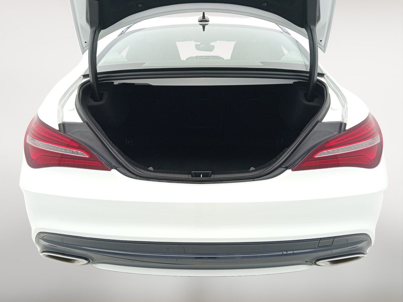 Foto Mercedes-Benz Clase CLA 22