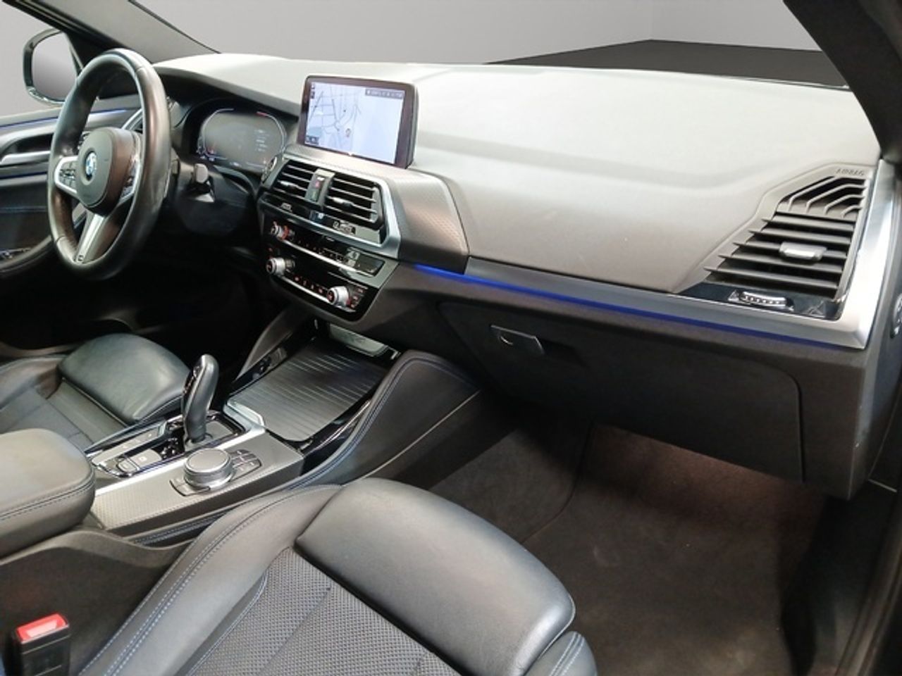 Foto BMW X4 8