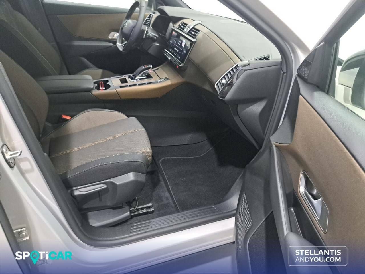 Foto DS Automobiles DS 7 19