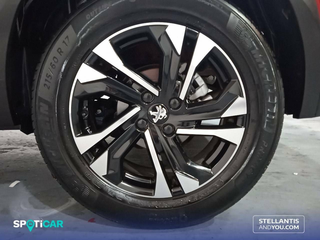 Foto Peugeot 2008 11