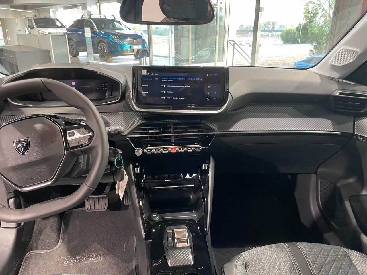 Foto Peugeot 208 8