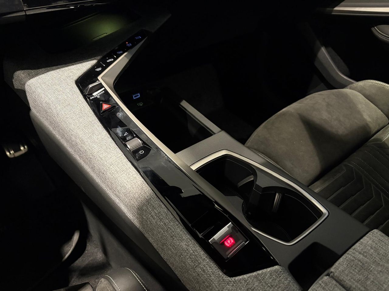 Foto Peugeot 208 22