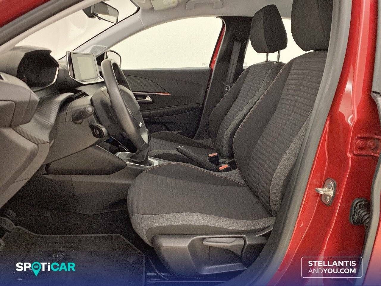 Foto Peugeot 208 22